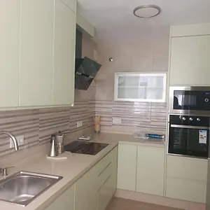 Amplia Vivienda Unifamiliar Con 3 Ronda